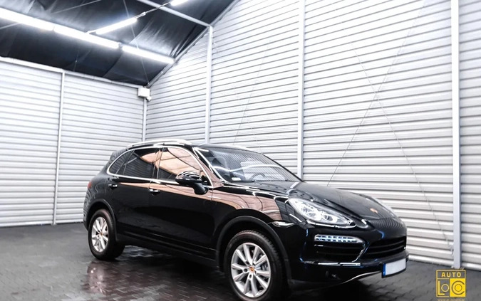 Porsche Cayenne cena 77777 przebieg: 234000, rok produkcji 2010 z Sośnicowice małe 529